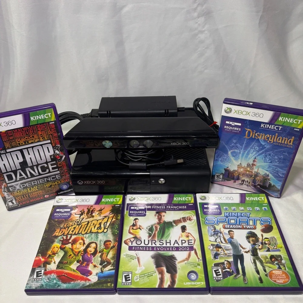 Microsoft Xbox 360 E Console Model 1538 Black Bundle Kinect 5 Games Controller